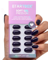 BTArtbox oval nails vintage silver foil closeup with premium shimmer