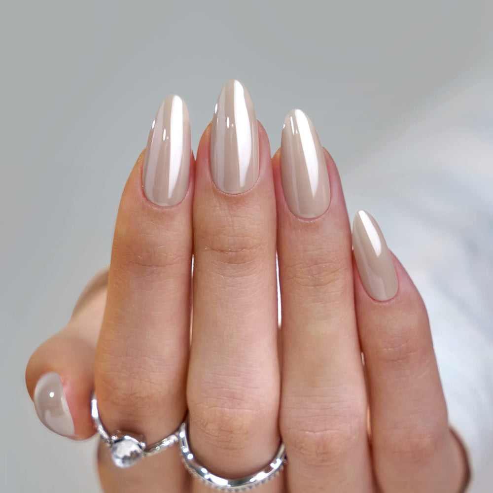BTArtbox almond press-on nails with chrome gel finish for glam nights