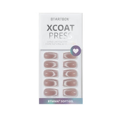 BTArtbox press-on nails kit with a storage box for organization
