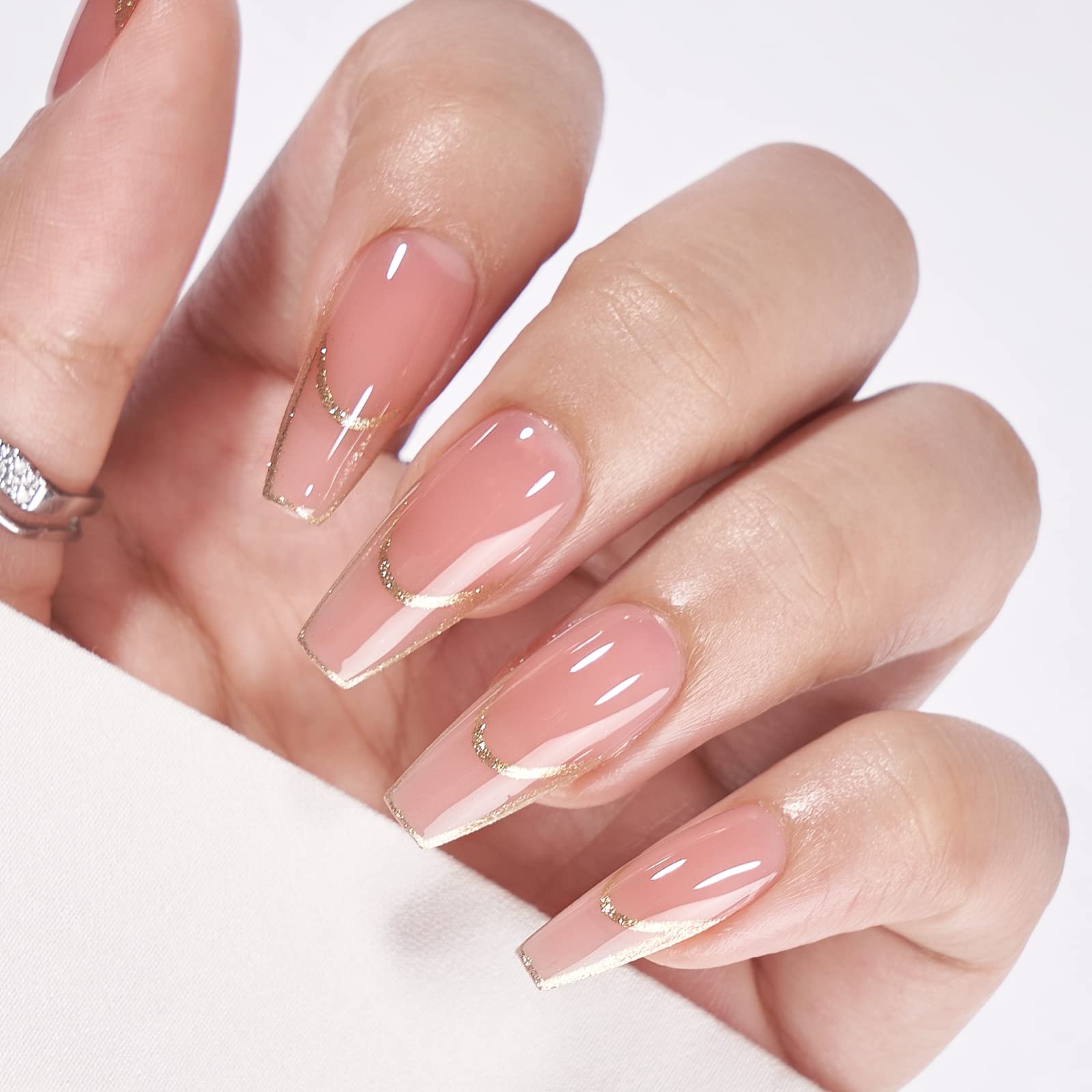 BTArtbox press-on nails long daily activities wear demonstrates practicality.