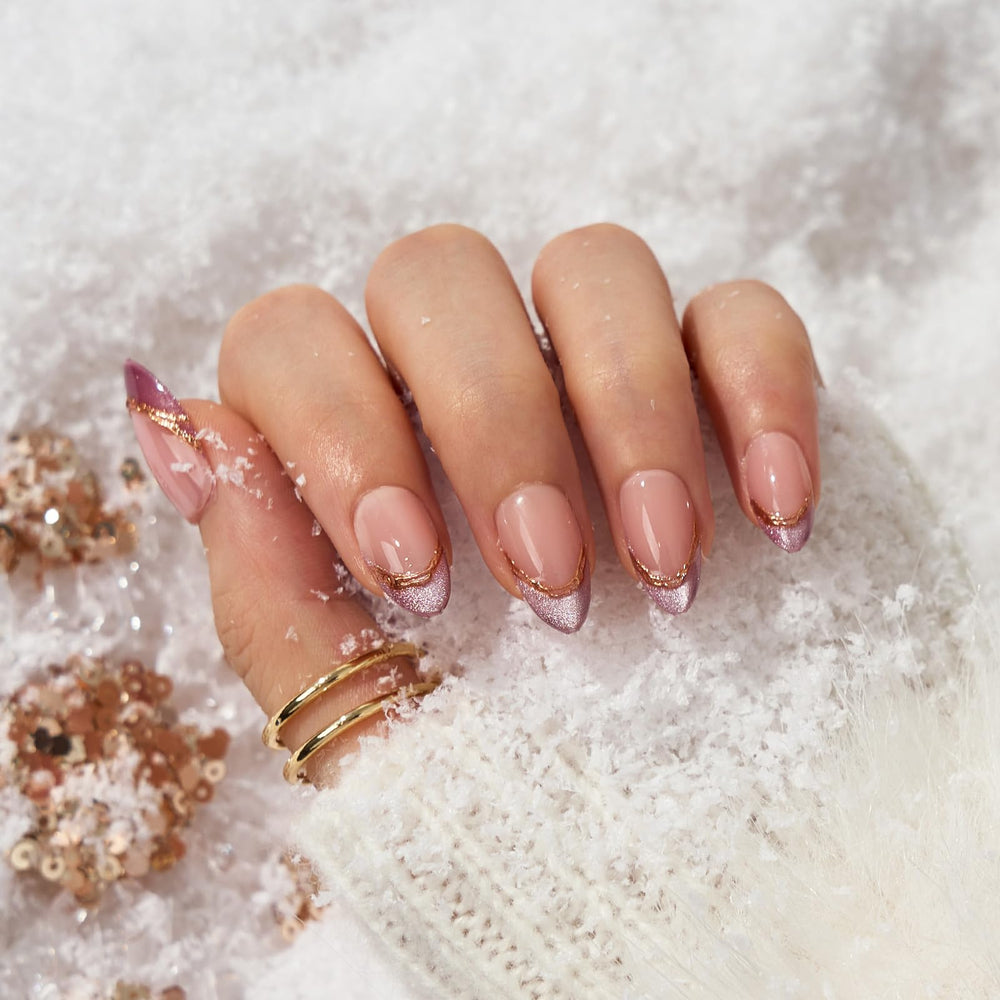 BTArtbox Short almond nails in 16 sizes ensure precise fit.