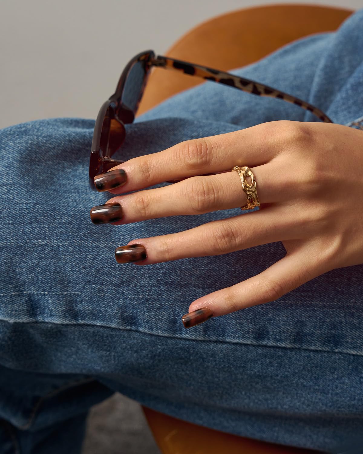 BTArtboxnails softcoat tortoiseshell pattern closeup shows natural-looking finish