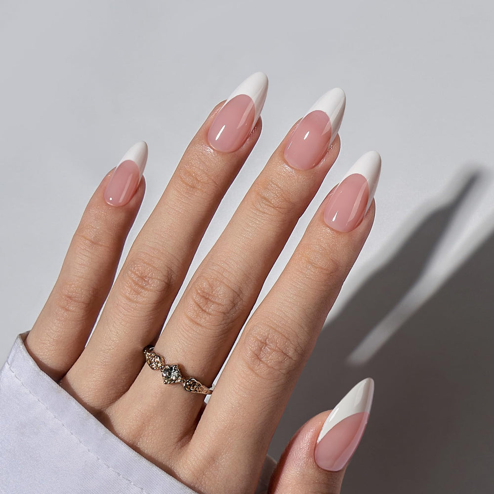 BTArtboxnails XCOATTIPS enable UV curing through tips for durable gel looks