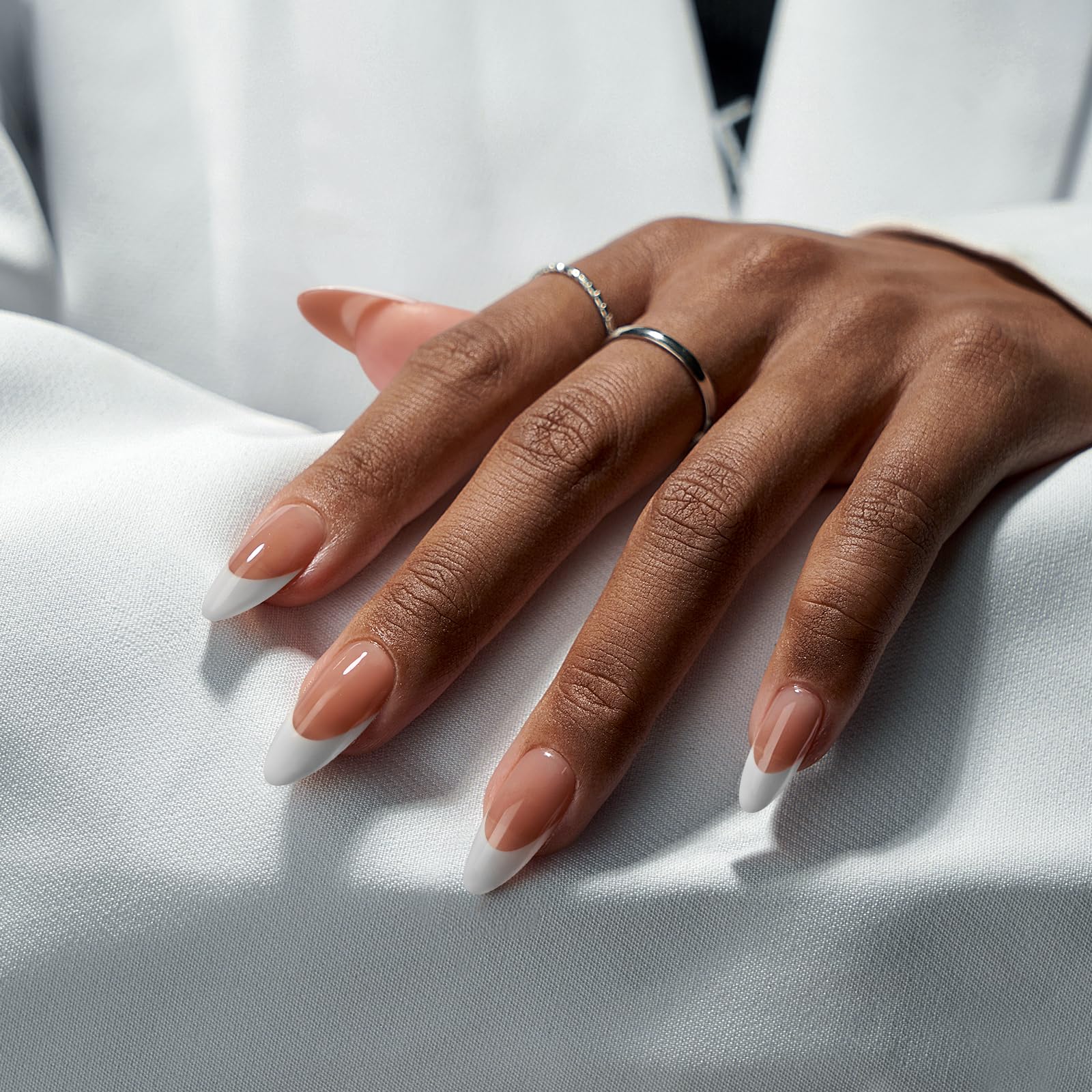 BTArtboxnails pre-applied base coat primer for easy at-home extensions.