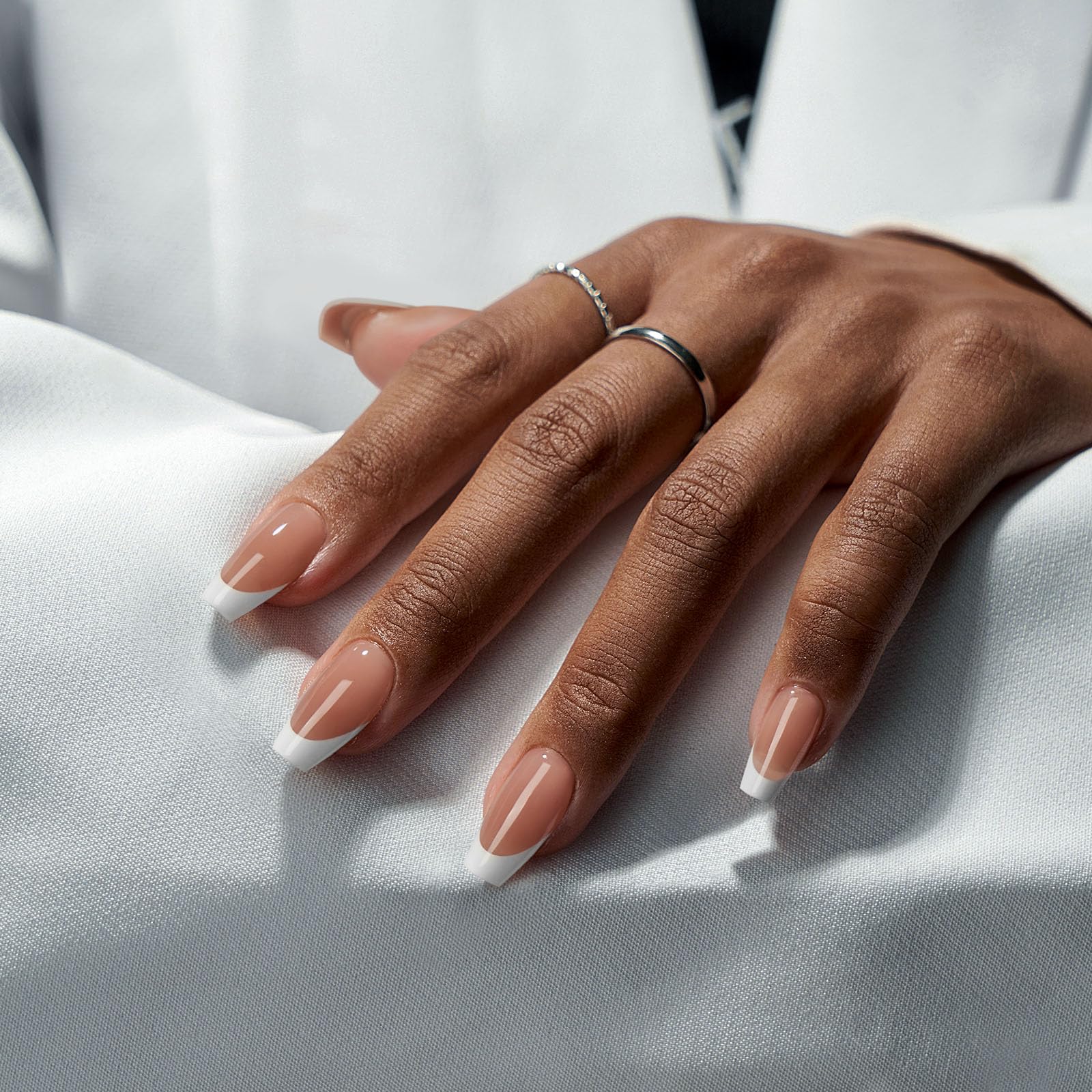 BTArtboxnails XCOATTIPS Primer Base Coat Applied for quick salon-ready prep at home.