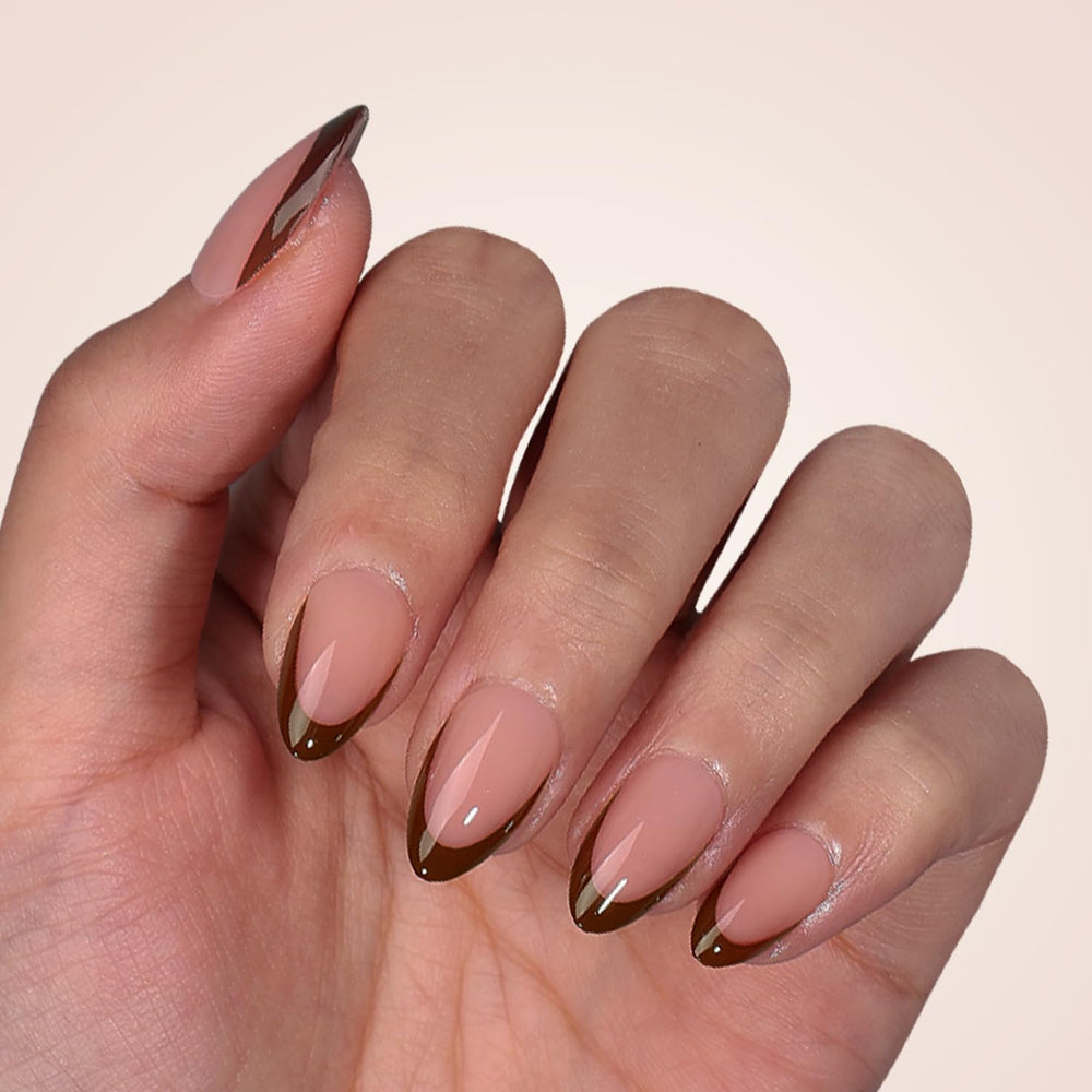 BTArtboxnails XCOATTIPS soft gel material close-up shows comfortable wear and flexible fit.
