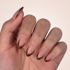 BTArtboxnails XCOATTIPS soft gel material close-up shows comfortable wear and flexible fit.