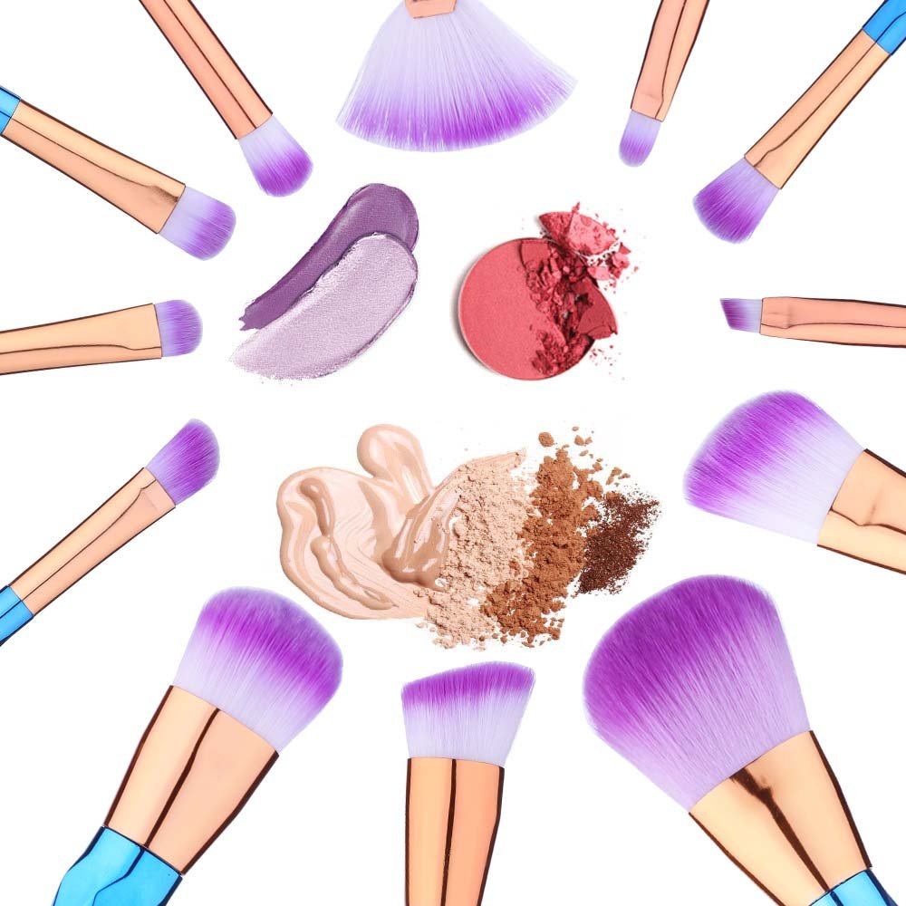 BTYMS travel case image highlighting portable makeup brush kit