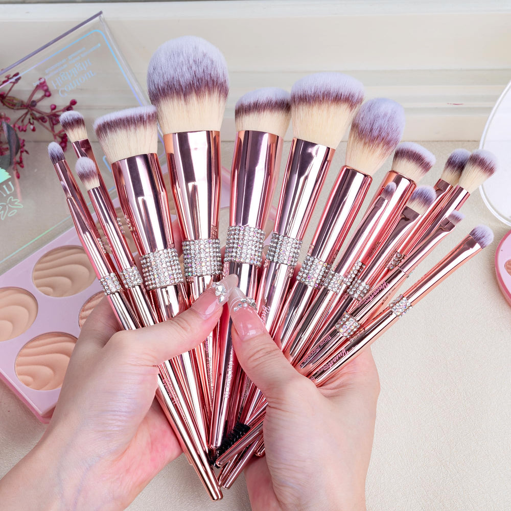 Bueart Design powder brush delivers even, natural-looking finish.