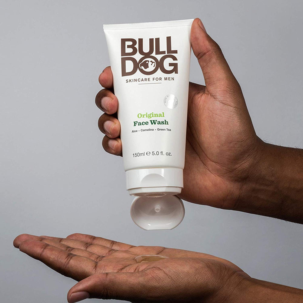 Rinsing demo shows quick, residue-free wash routine