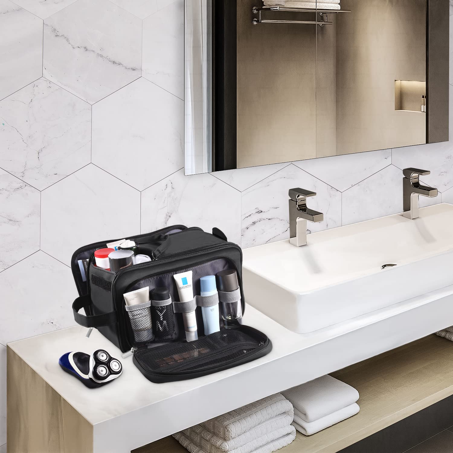 Buruis gift-ready leather travel pouch offers a stylish, practical gift