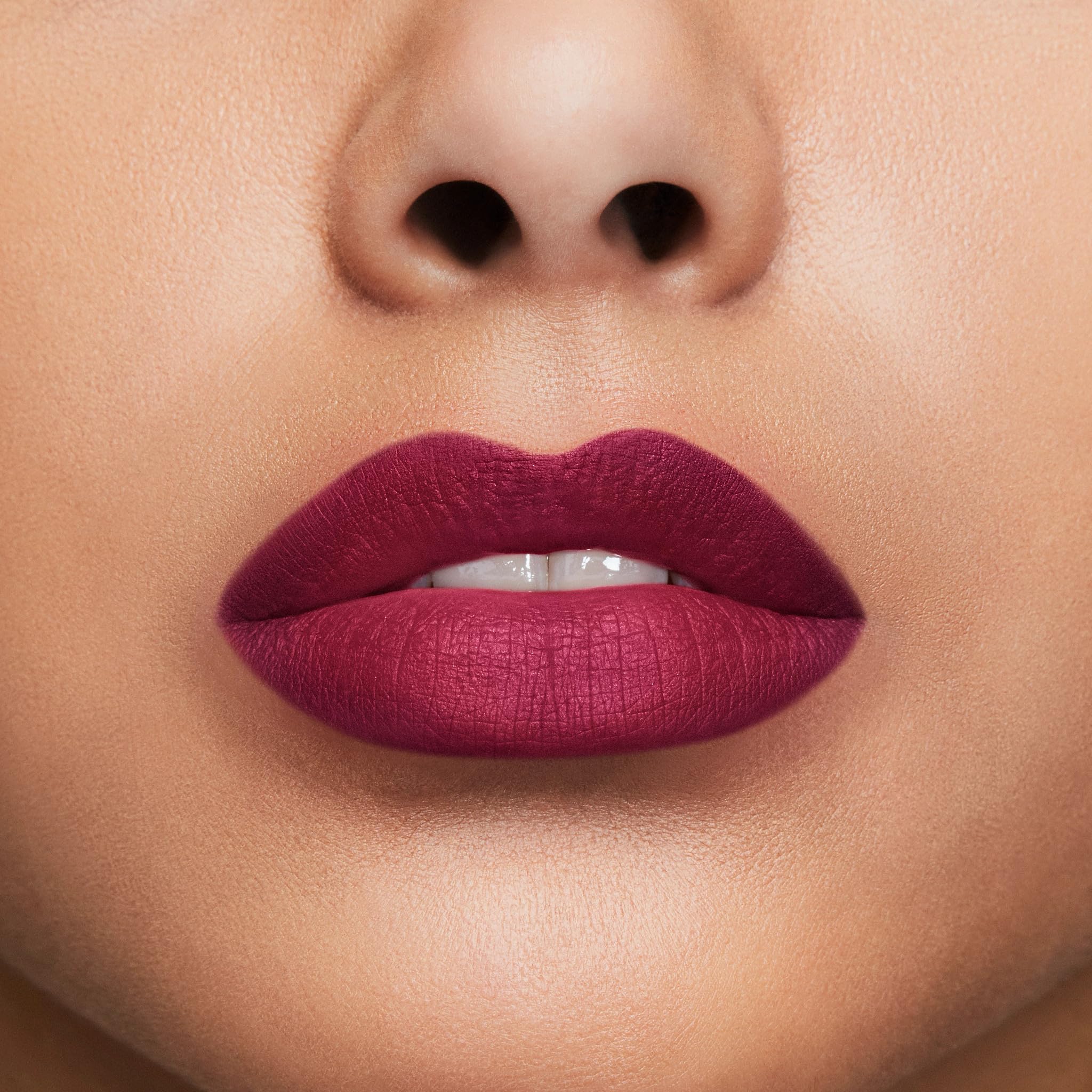 Buxom Power Line Plumping Lip Liner peptides plump lips and nourish.