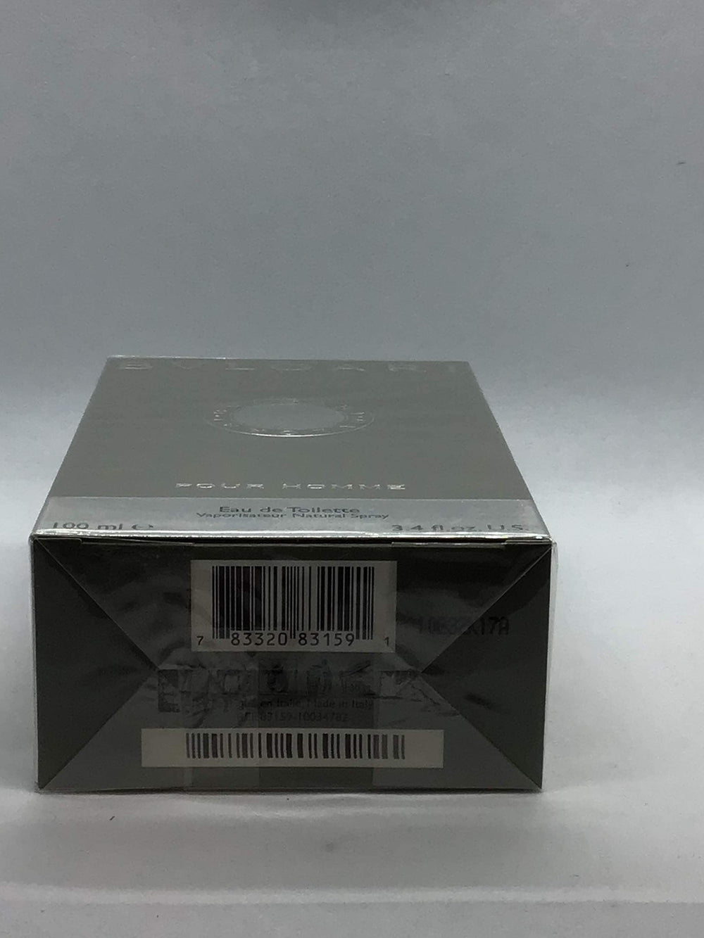 BVLGARI By BVLGARI for Men EDT spray in action, long-lasting scent