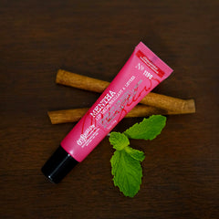 C.O. Bigelow cinnamint lip shine close-up shows high-gloss shine and refreshing aroma.