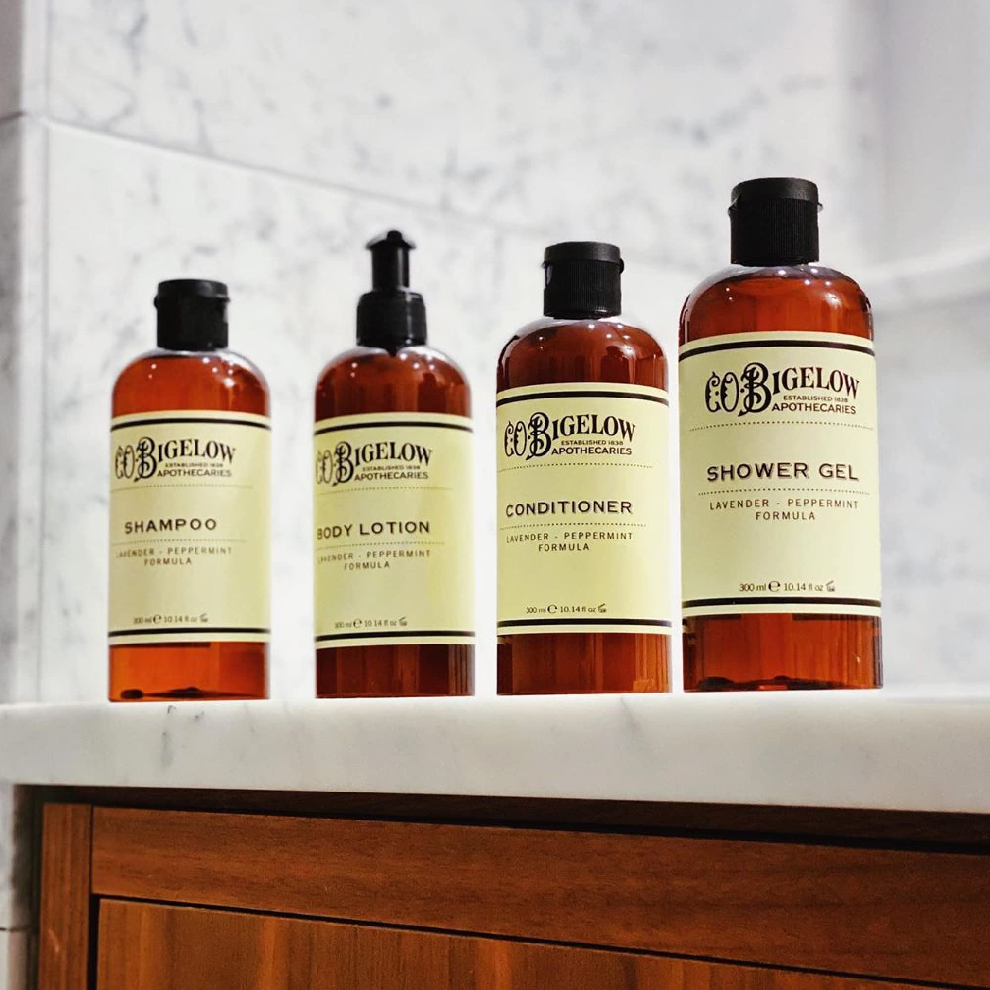 C.O. Bigelow Lavender Peppermint Conditioner texture reveals creamy consistency