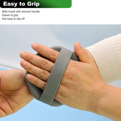 CAMENDE silicone scrubber demonstrates massage columns in use for refreshing cleansing.