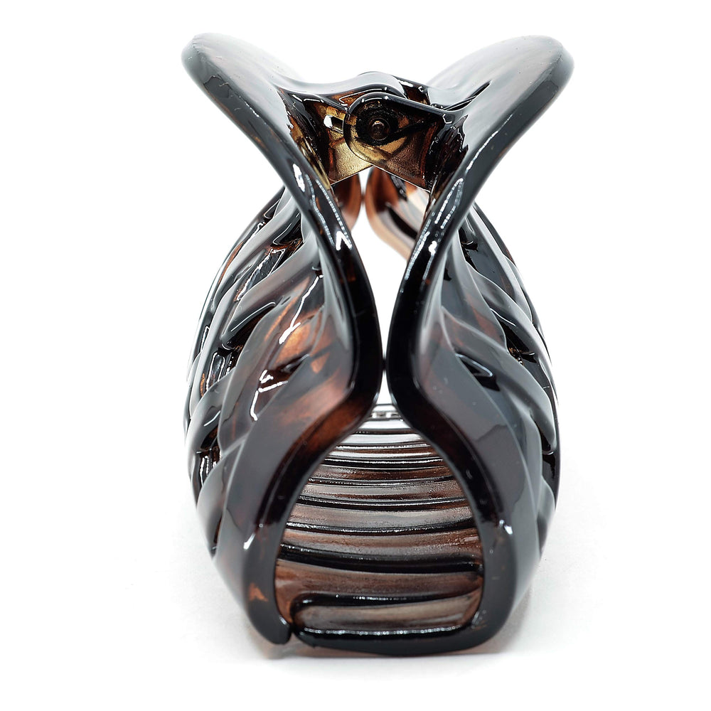 Camila Paris CP1807 made-in-France detail highlights craftsmanship
