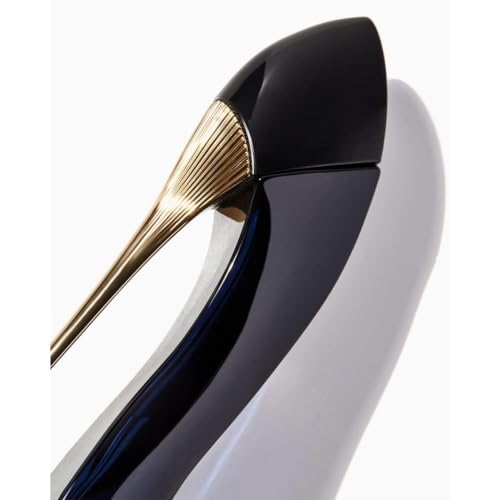 Carolina Herrera Good Girl on-skin-wear-application shows easy, confident daily use.