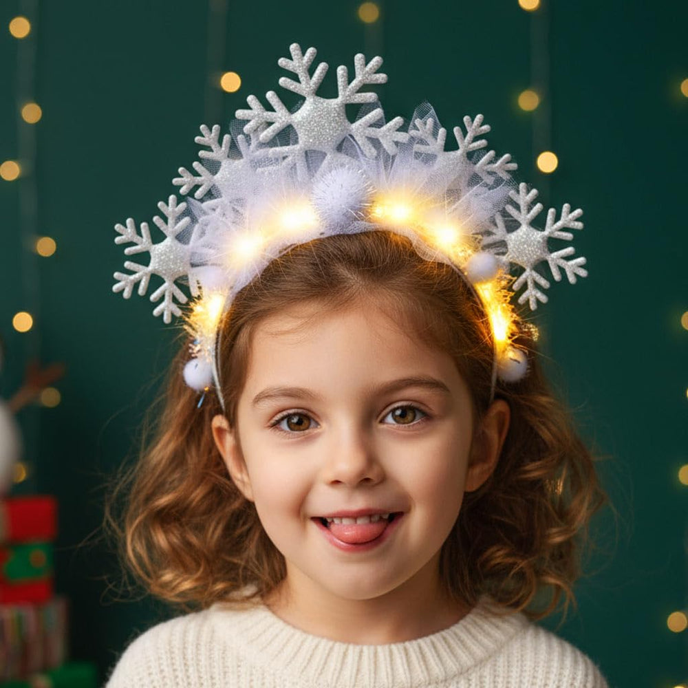 Catery snowflake headband enhances cosplay and Christmas events with subtle brightness.