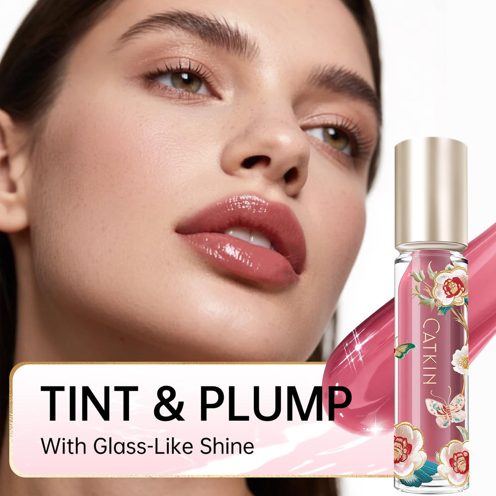 Catkin Lip Plumper Gloss meadowfoam-oil seals in moisture.