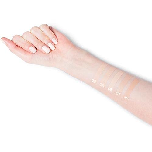 Catrice HD Liquid Coverage waterproof sweat-proof image demonstrating durable wear during activity
