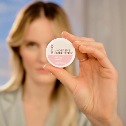 Catrice Under Eye Brightener prep and powder step demonstrated for crease-free wear