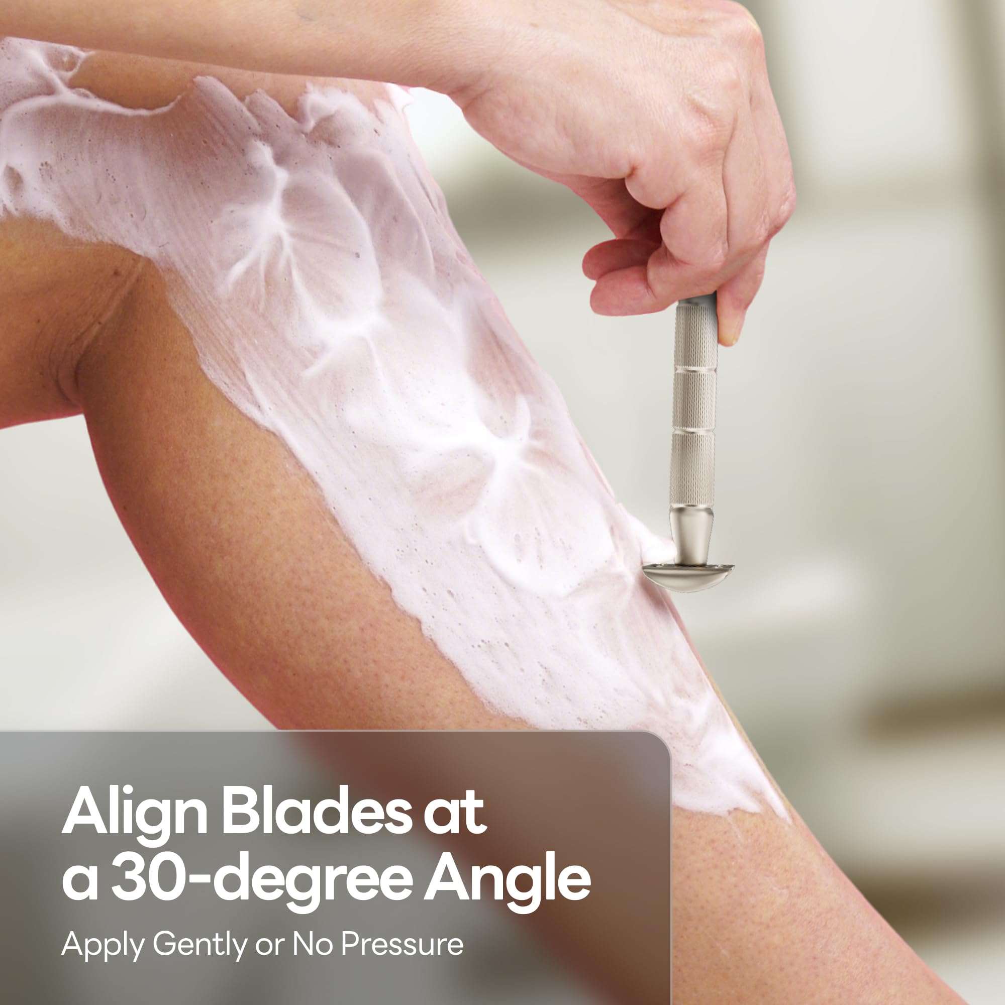 CAVEEM travel-friendly razor with compact design for on-the-go grooming.