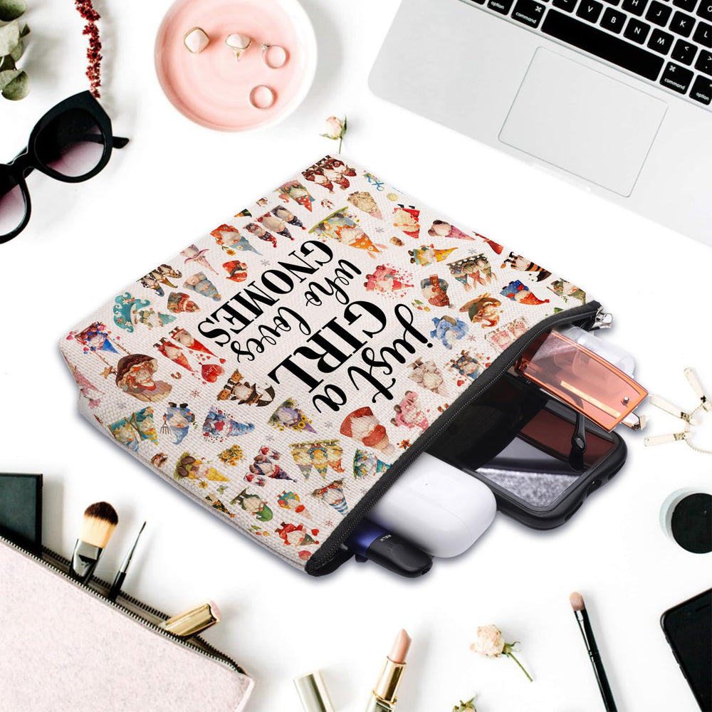 CEASQVAA travel cosmetics pouch suitable for travel kits and desk organization.