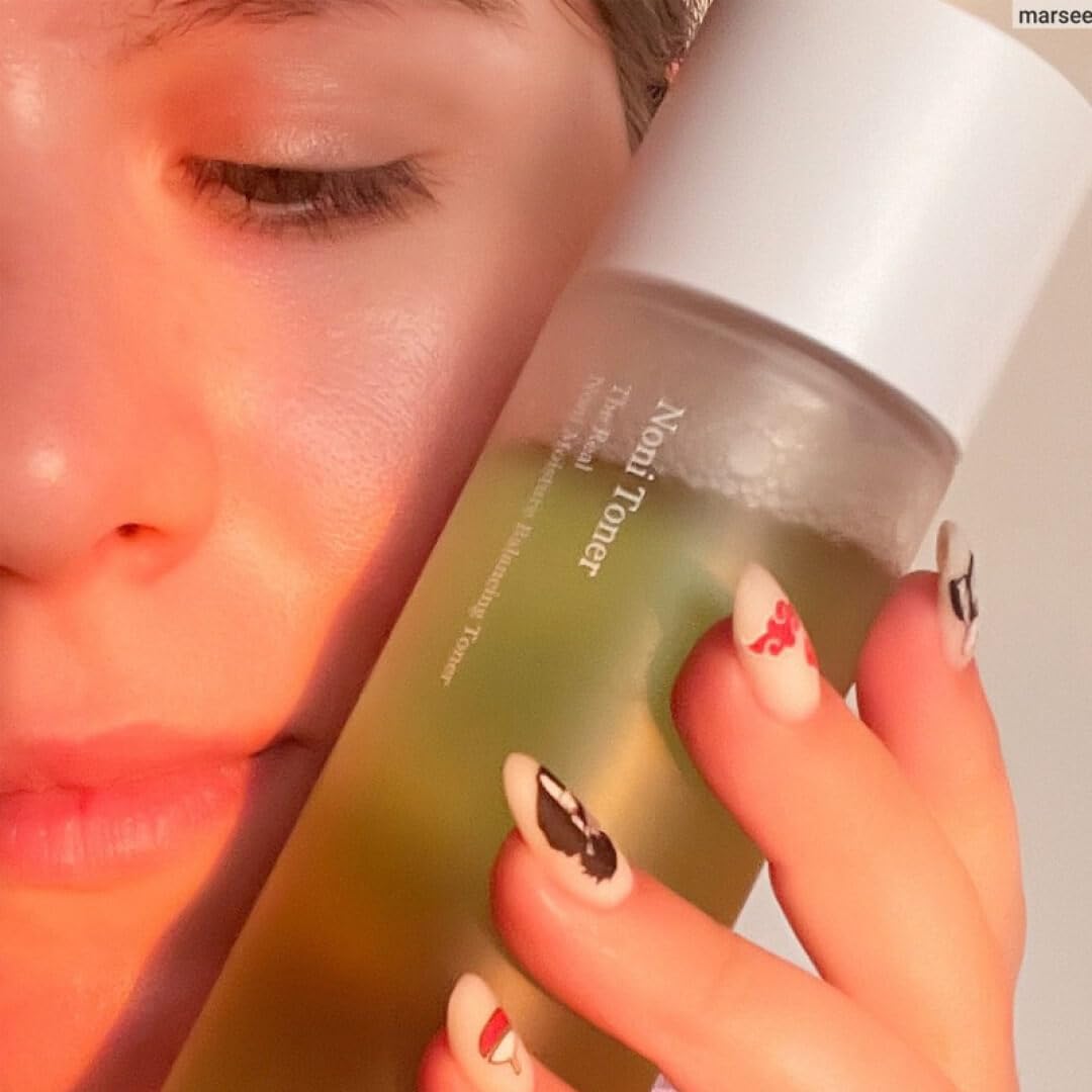 Celimax Noni Moisture Toner ingredients shot highlights noni extract for vitality