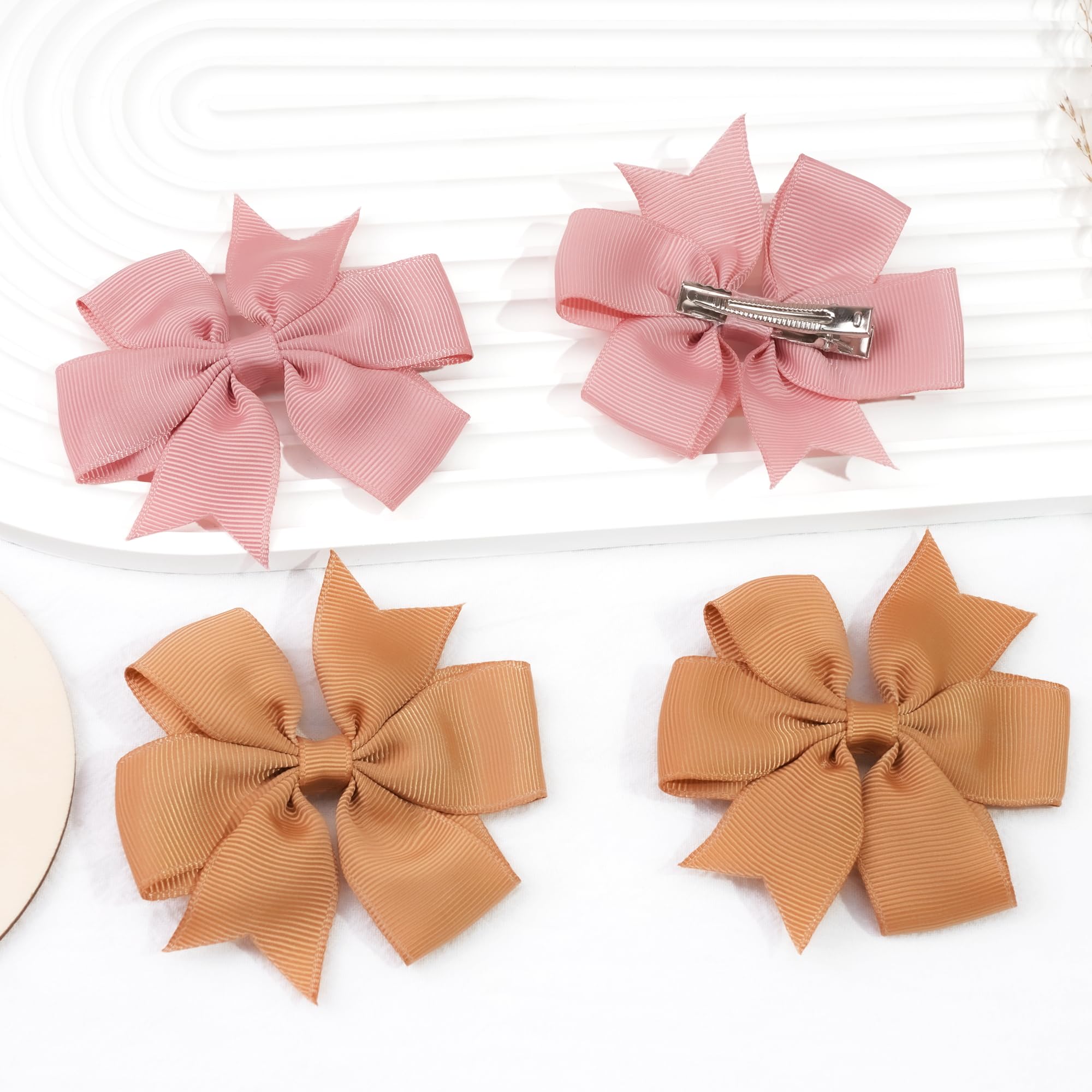 Celllot back-to-school accessory for a polished classroom look.