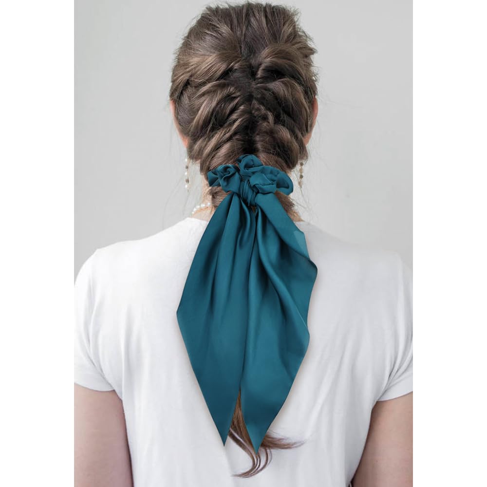 Cinaci secure ponytail hold provides comfortable all day wear.