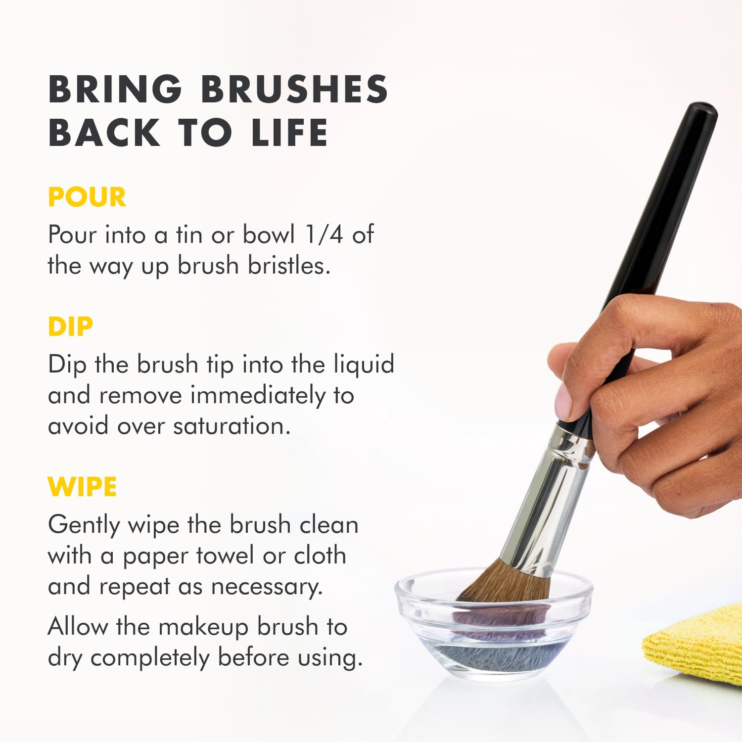 Cinema Secrets studio-origin badge highlights professional makeup heritage.