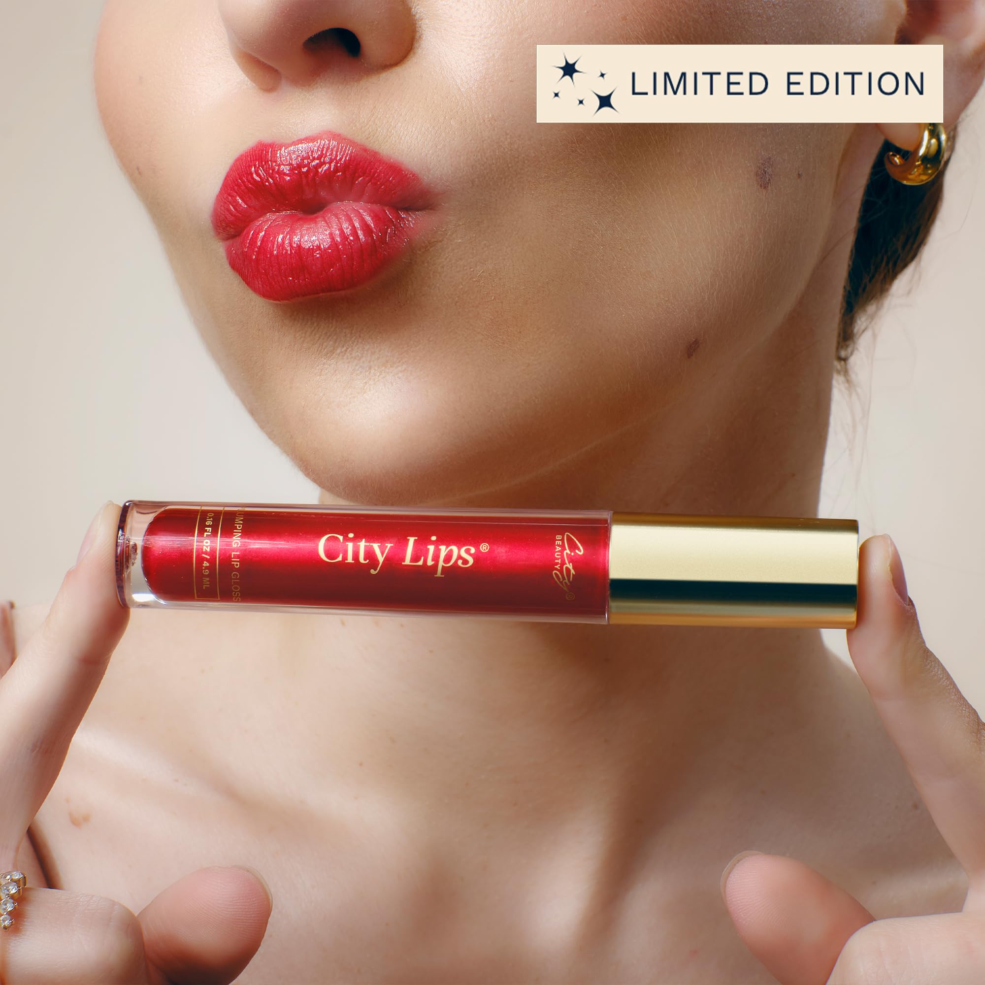 City Beauty City Lips Holly gloss with vanilla flavor for a luxurious experience.