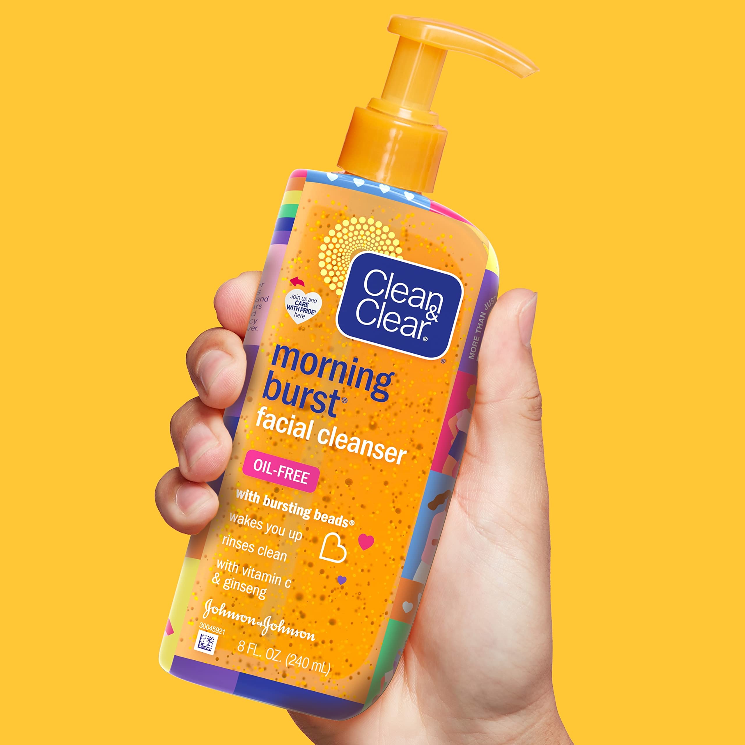 Clean & Clear Morning Burst foaming lather captures citrus awakening scent.