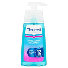 Clearasil Ultra Rapid Action Gel Wash foamy-lather close-up shows quick cleansing for pores.