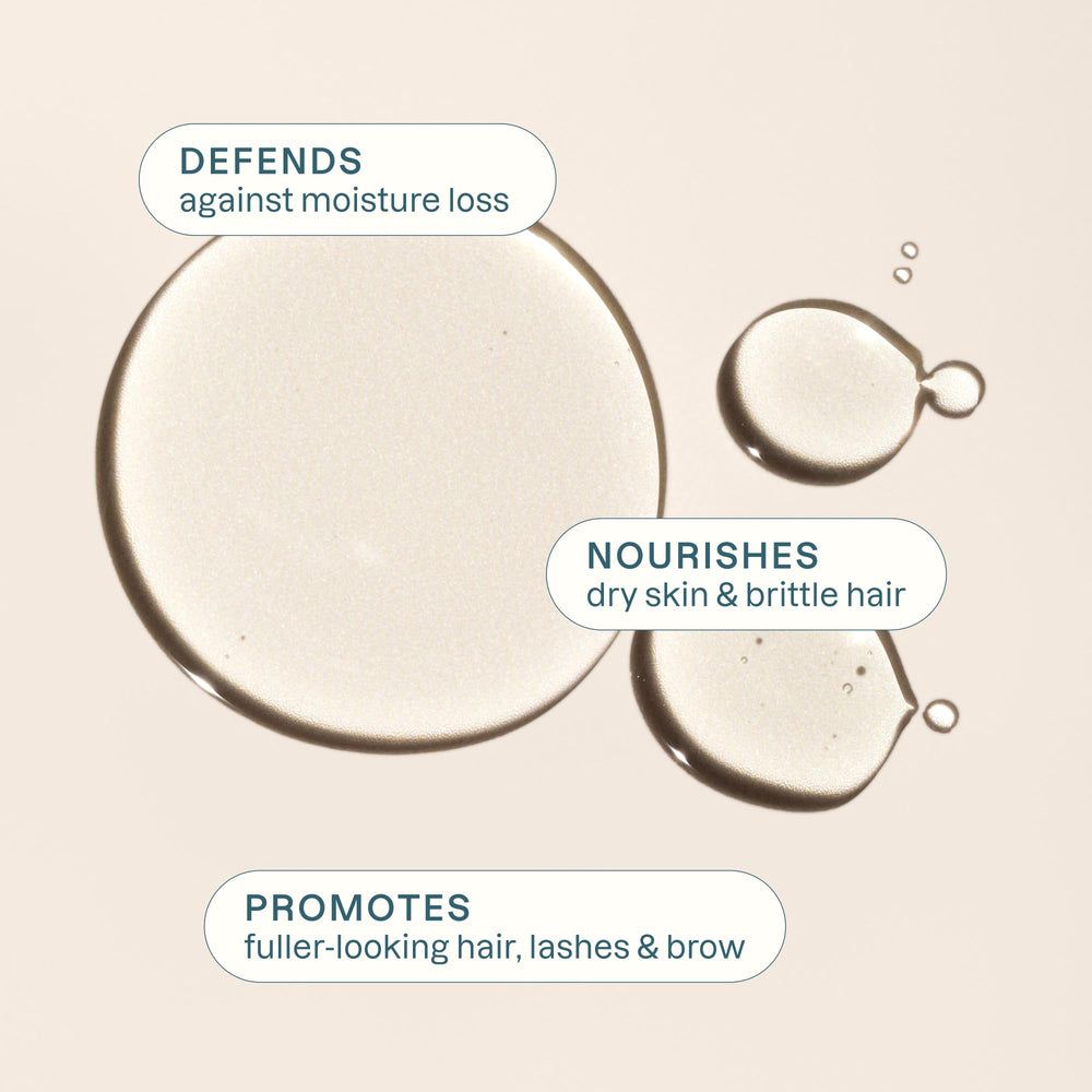 Cliganic castor oil bottle pour highlights hexane-free, cold-pressed processing.