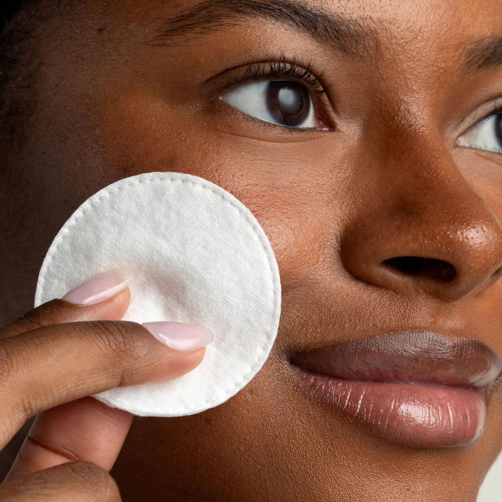 Cliganic Organic Cotton Rounds lint-free design for makeup removal