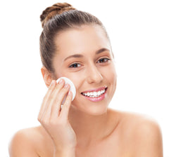 Bulk 1200-count Cliganic cotton rounds, cost-efficient skincare staples.
