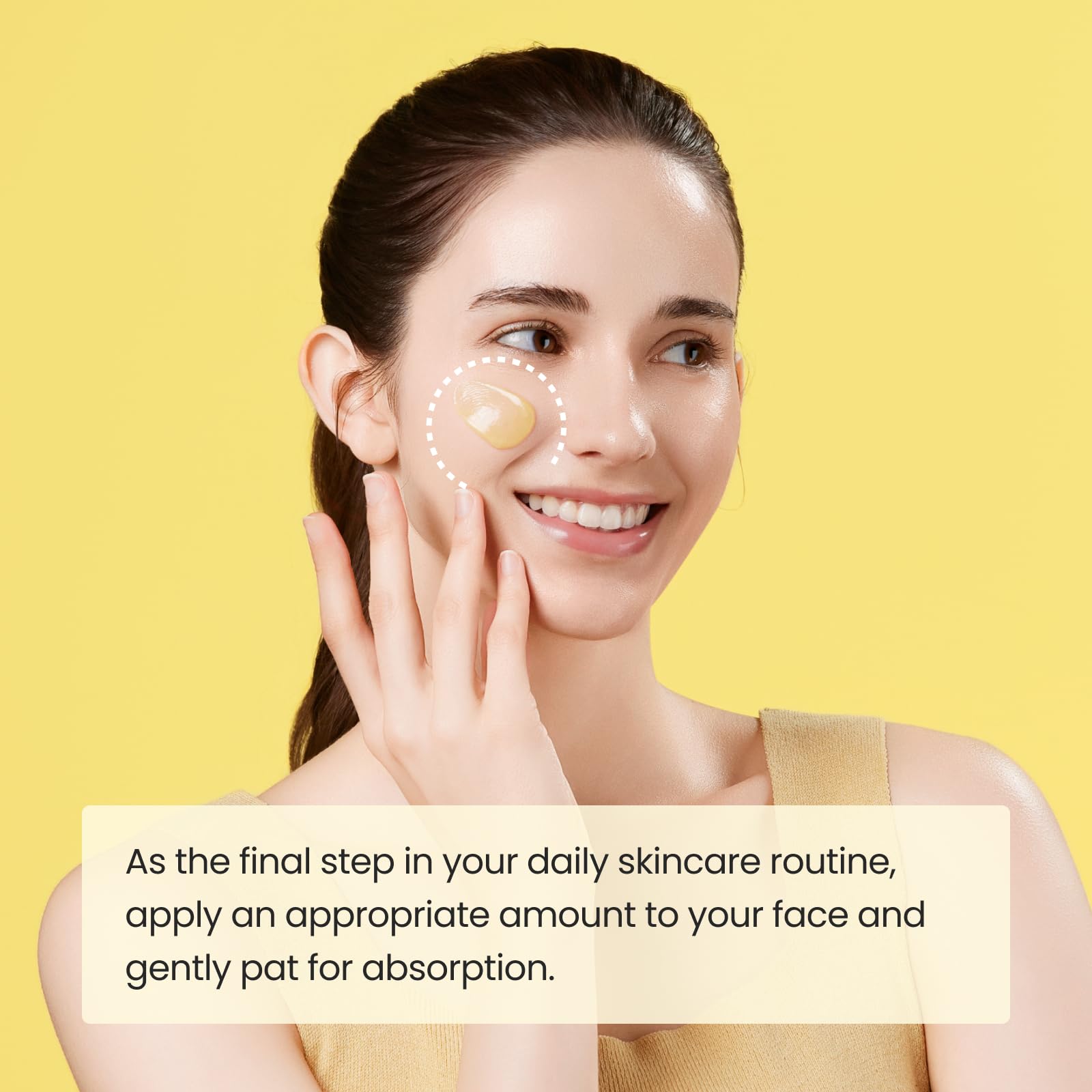 CNP jar highlighting Propolis Extract and Hyaluronic Acid for moisture and radiance.