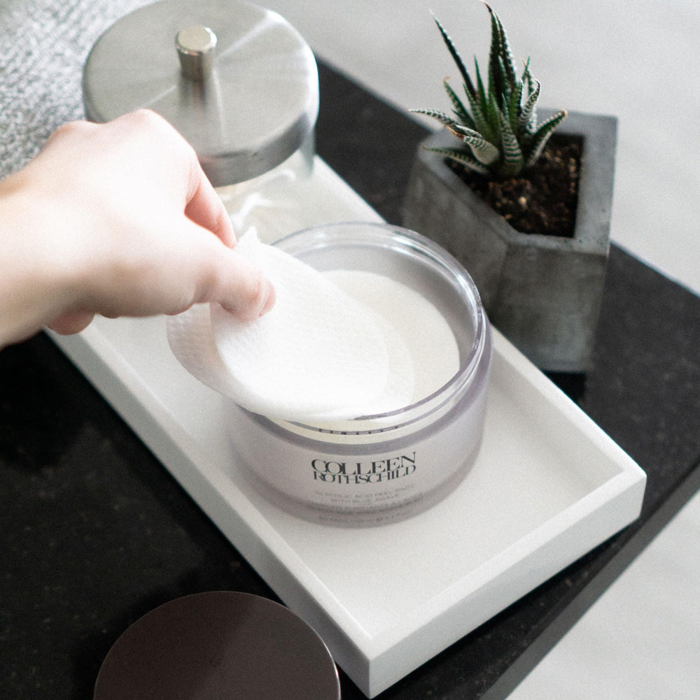 COLLEEN ROTHSCHILD Glycolic Peel Pads 60 pads pack supports routine exfoliation.