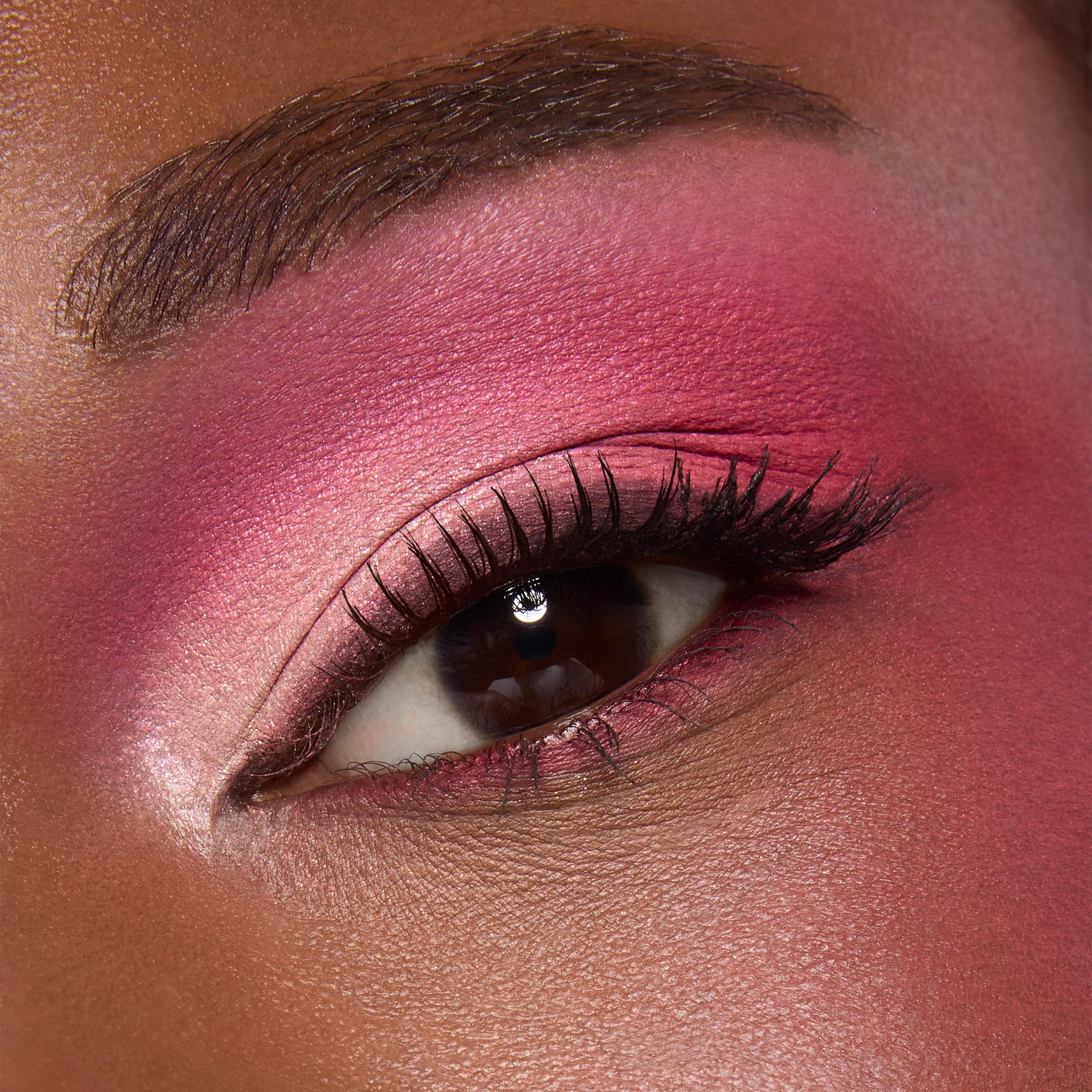 ColourPop Stitch Beach Dreamin' metallic shade adds dimensional shine for shimmering evening looks.