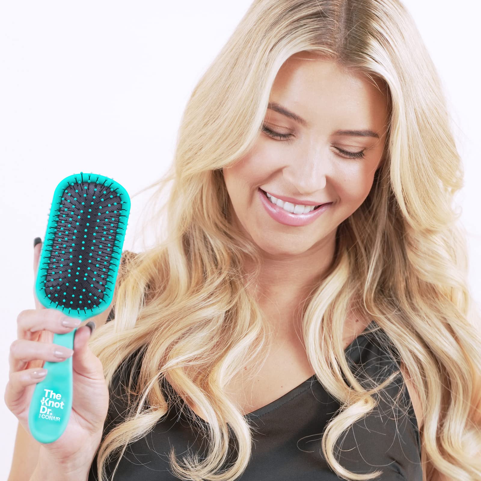Knot Dr. brush ready for blow-dryer styling and heat resistance