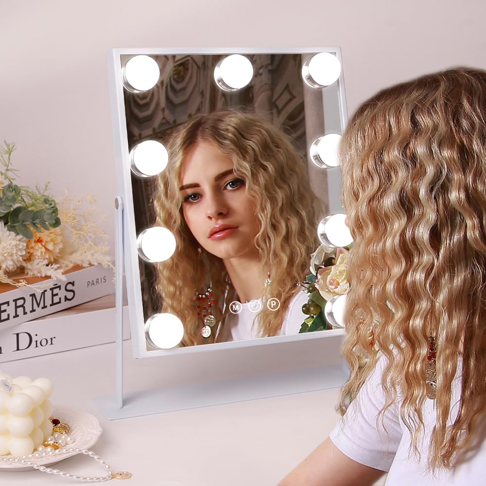 COOLJEEN vanity mirror sturdy metal frame and non-slip base.