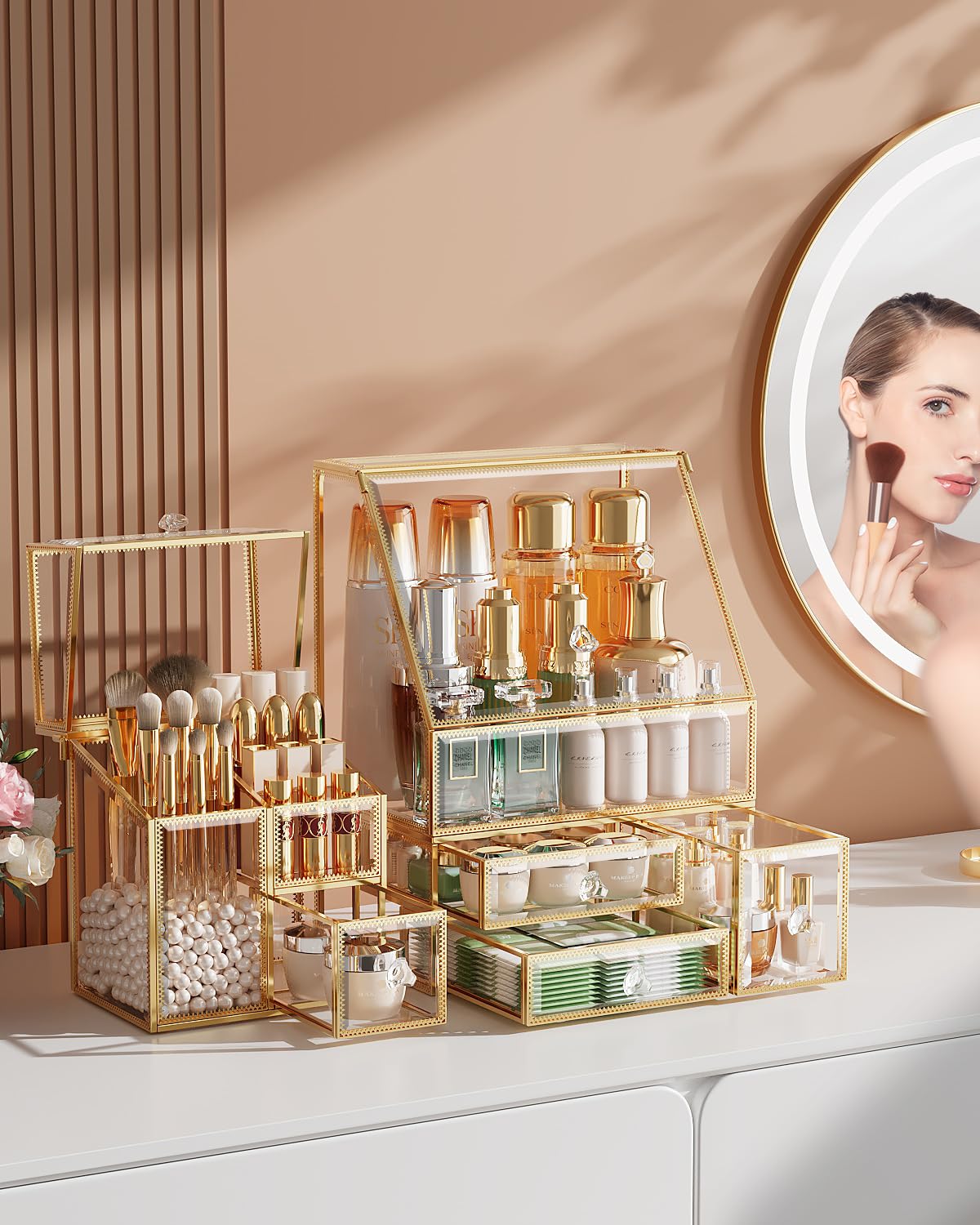 CoralHouse trapezoid box showcasing perfume and serums with clear visibility