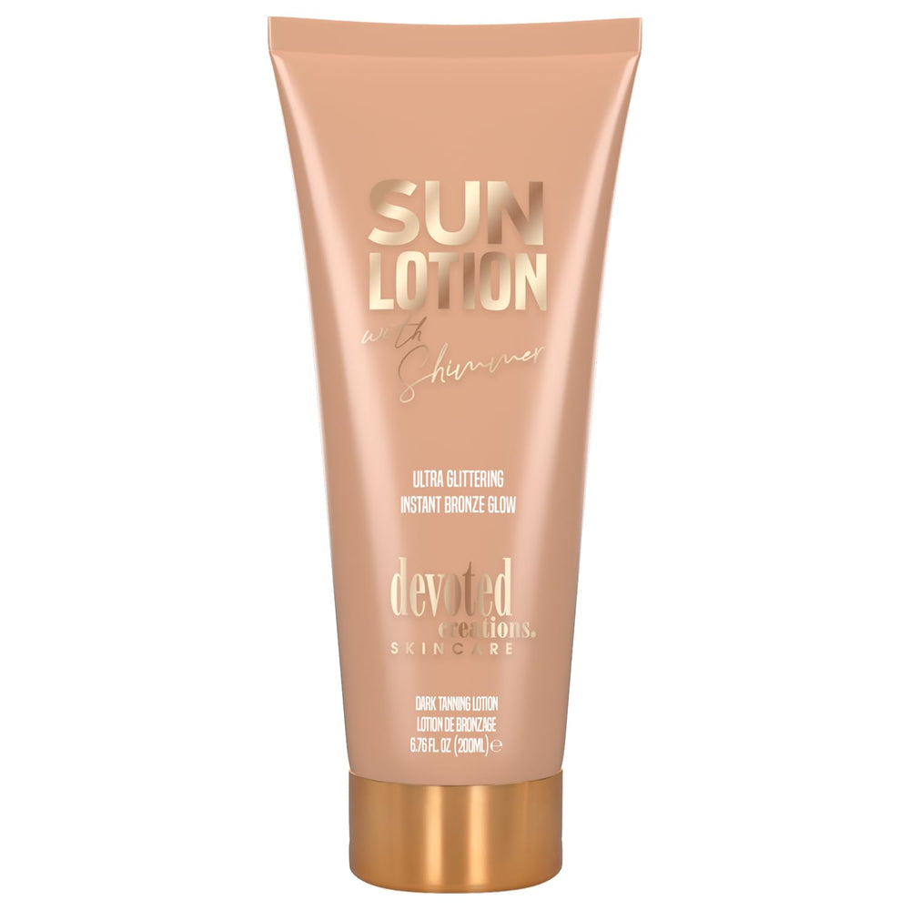 CosmoSun sun lotion bottle pour delivering a shimmering glow