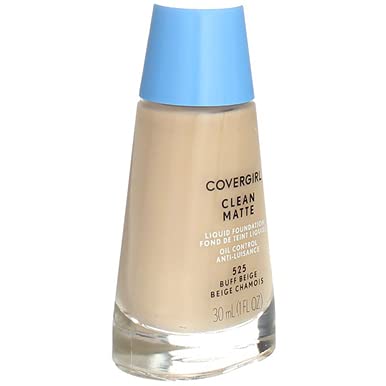 CoverGirl Clean Oil Control Liquid Makeup wear-test shows natural finish