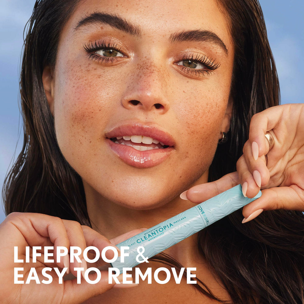 CoverGirl Lash Blast Cleantopia vegan clean formula focuses on plant-based ingredients.