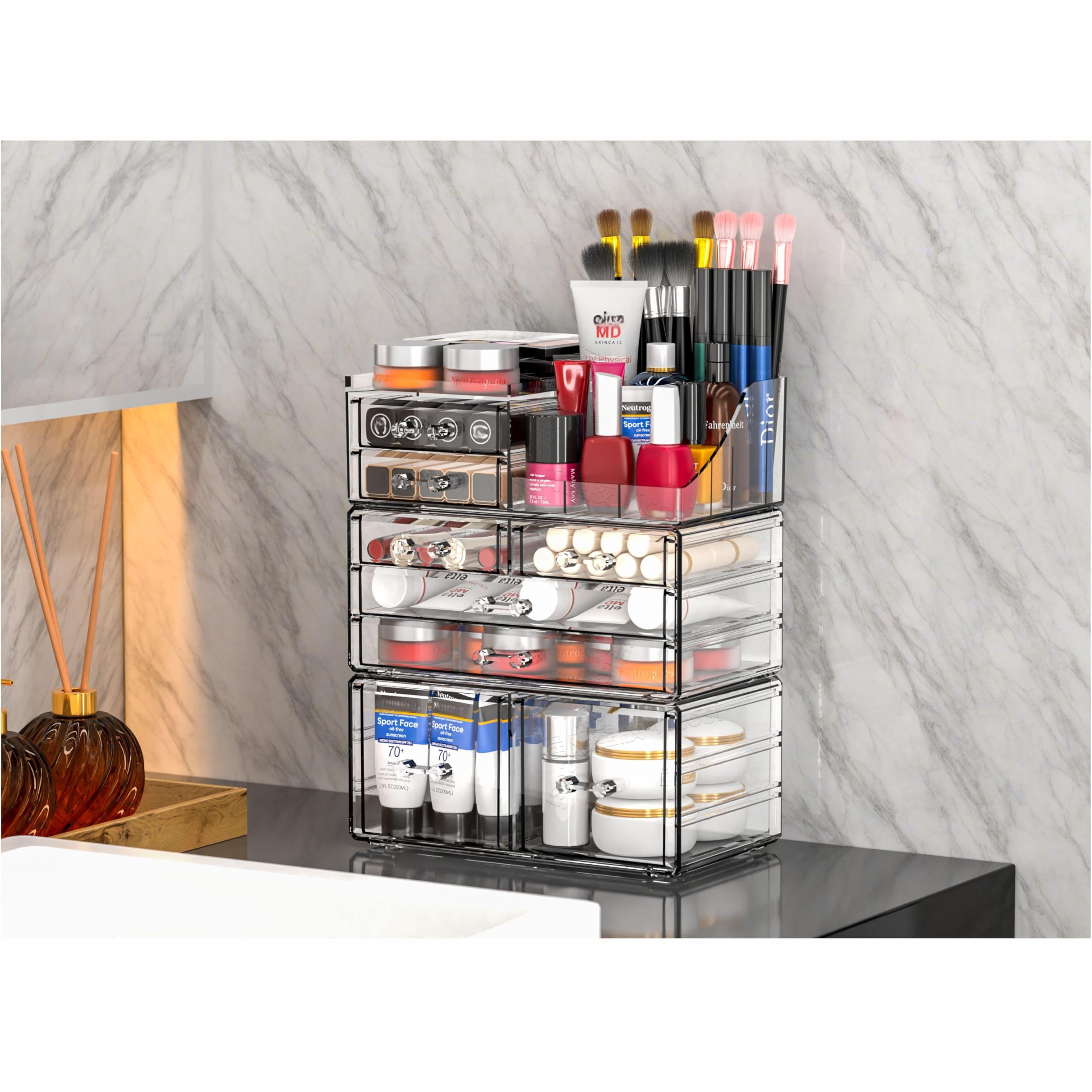 Cq acrylic gift-ready organizer suits beauty lovers and students alike.