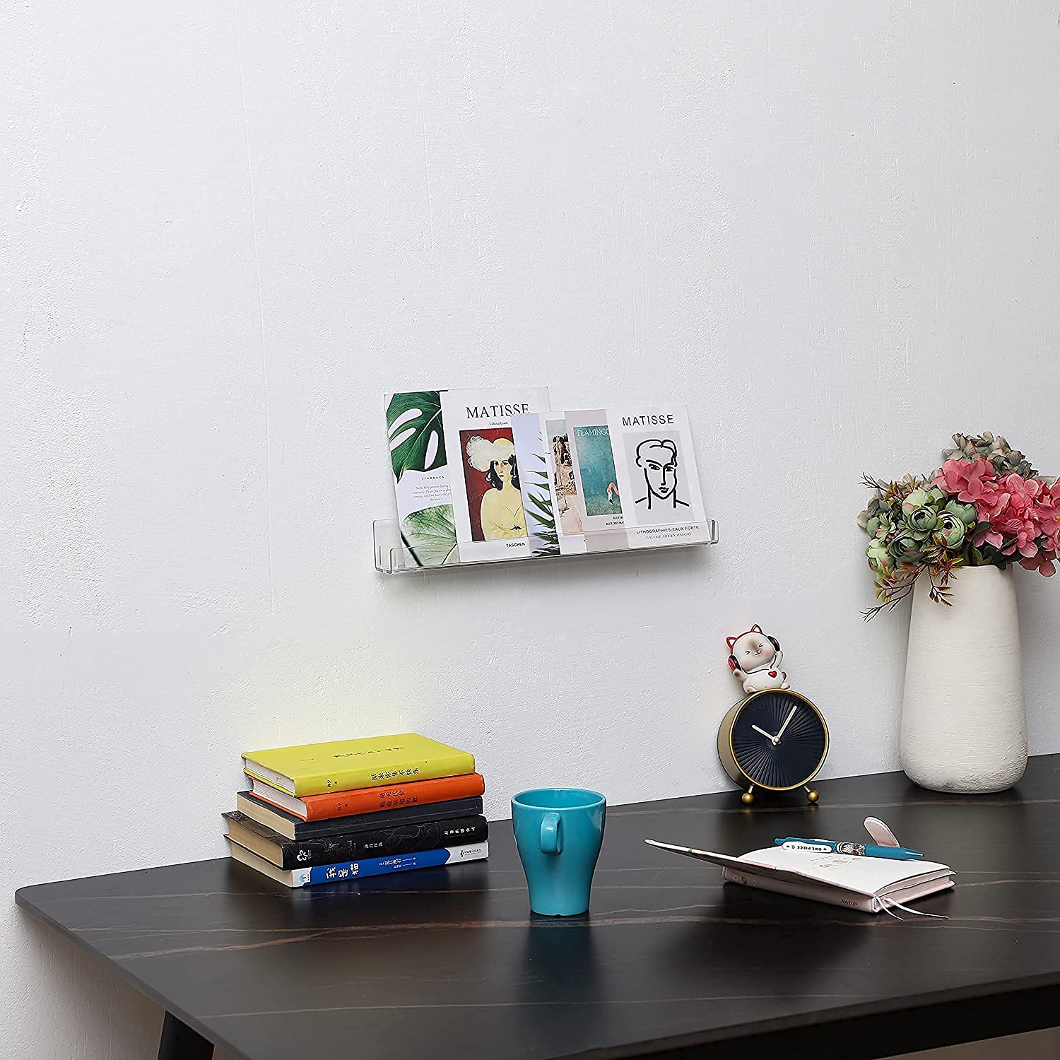 Cq acrylic nail shelves salon decor setup showcasing practical wall organization