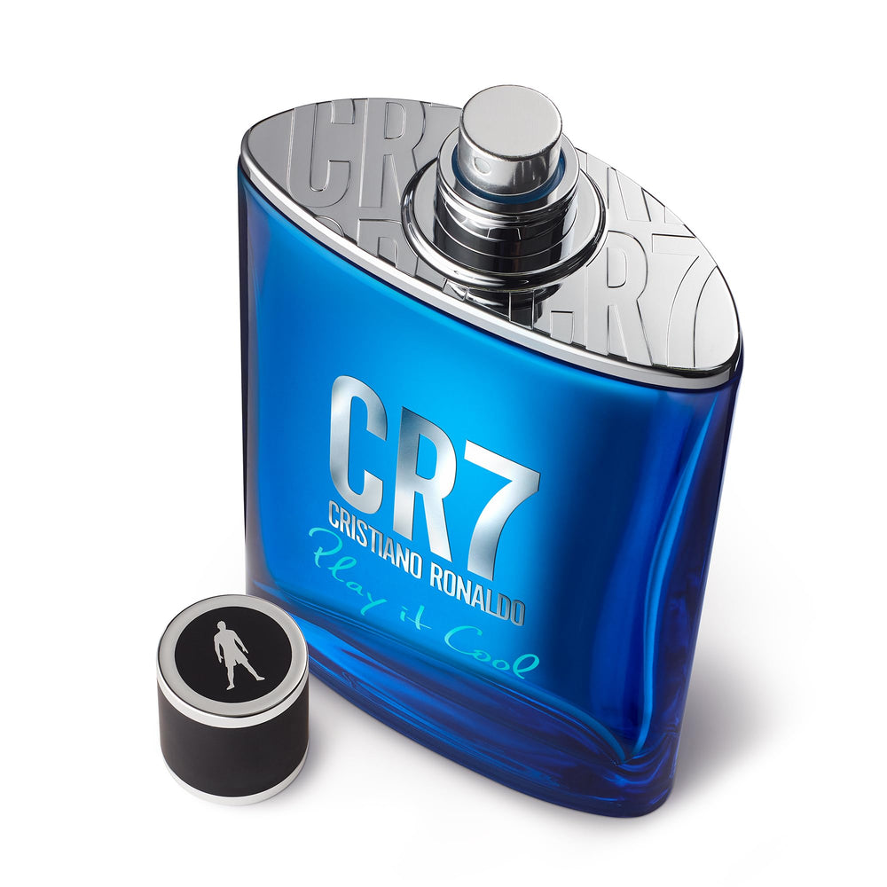 CR7 Play It Cool teal cap image underlines sporty, modern aesthetic.